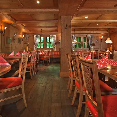 Dorf Alm